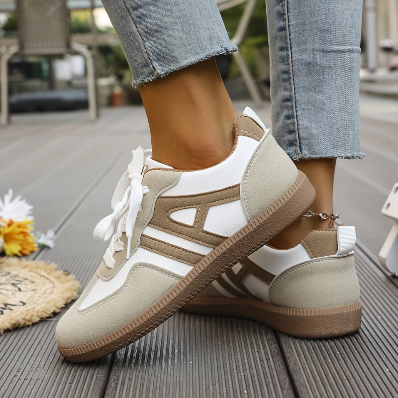 wide-toe sneakers original product photo