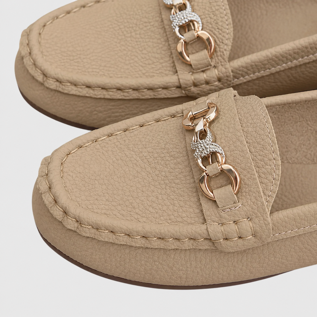 Women's Slip On Chain Detail Loafer Flat