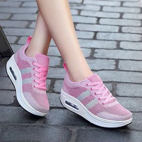 Winona Women's Air-Cushion Everyday Sneakers product view