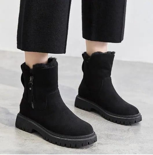 Taylor | Women's Lug-Sole Winter Boots with Cuffed Ankle