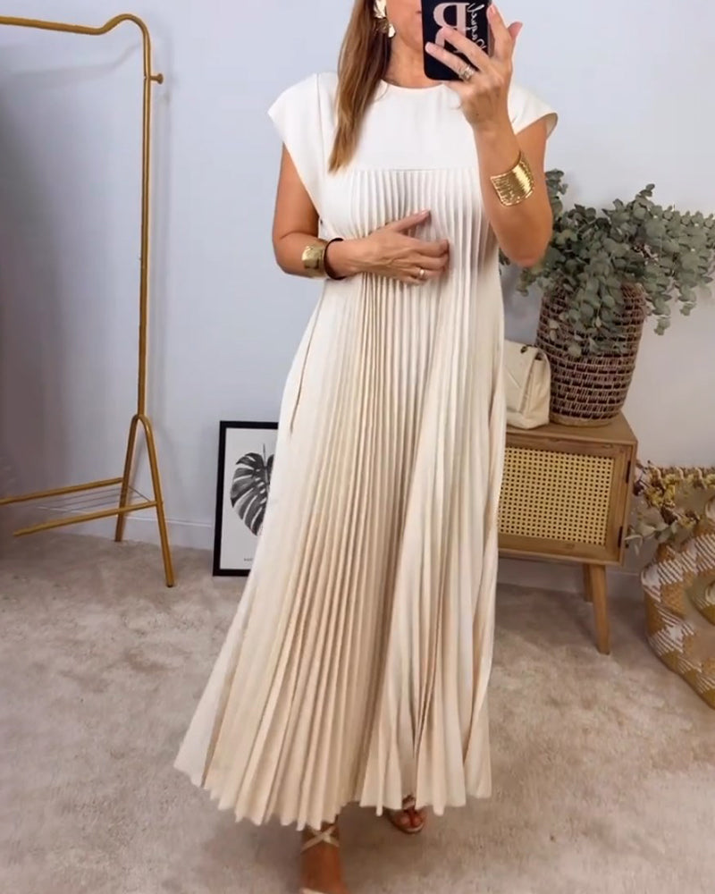 Women's Flowy Pleated Maxi Dress