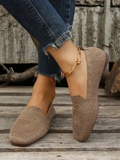 Grace | Women's Vintage-Inspired Everyday Shoes product photo 2