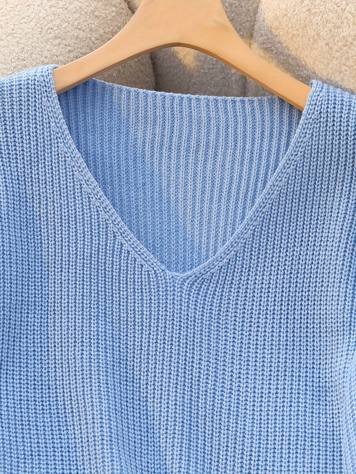 Bettina V-neck sweater neckline detail