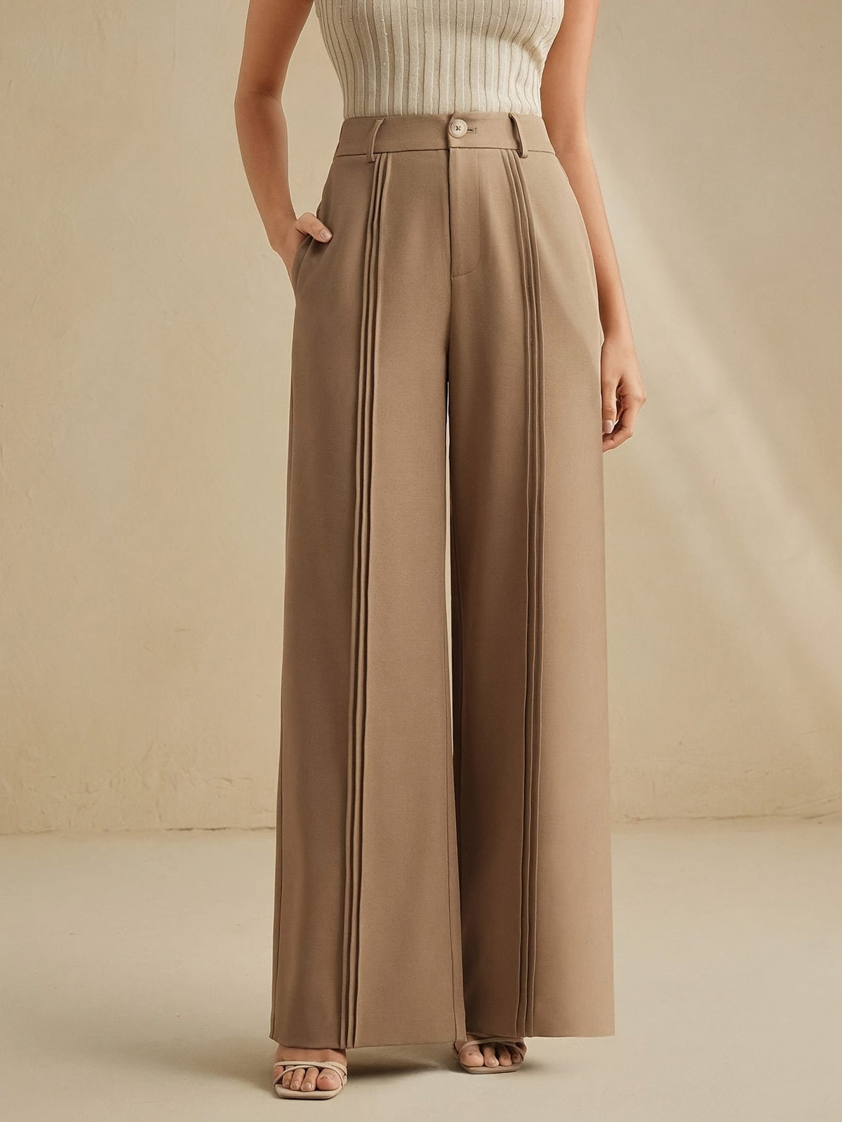 Antoinette pleated trousers - Brown side view