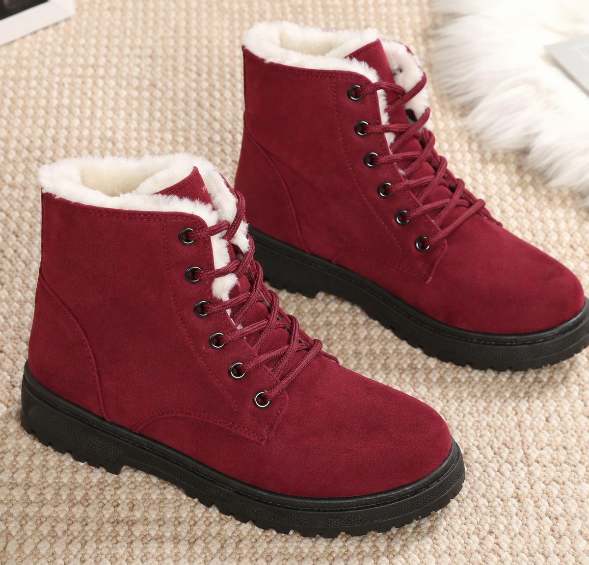 Wendy | Women's Fleece-Lined Lace-Up Ankle Boots with Plush Collar and Lug Sole