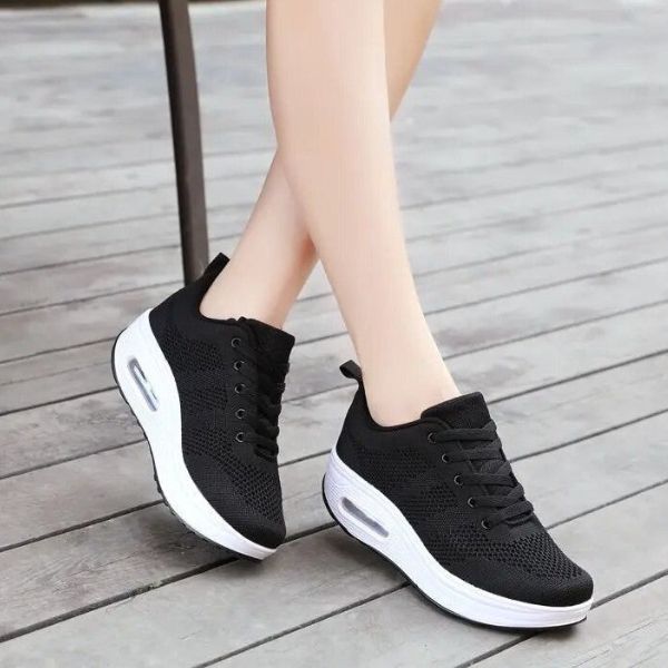 Winona Women's Air-Cushion Everyday Sneakers product view