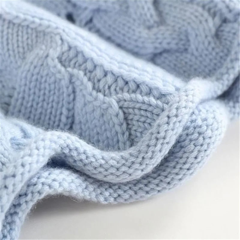 Annalise | Women's Wavy Cable-Knit Turtleneck Sweater