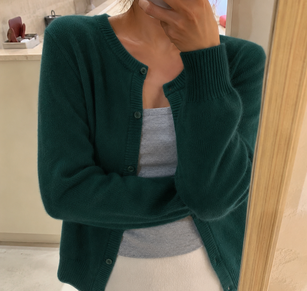 Beatrice | Women's Round-Neck Button-Front Fine-Knit Cardigan