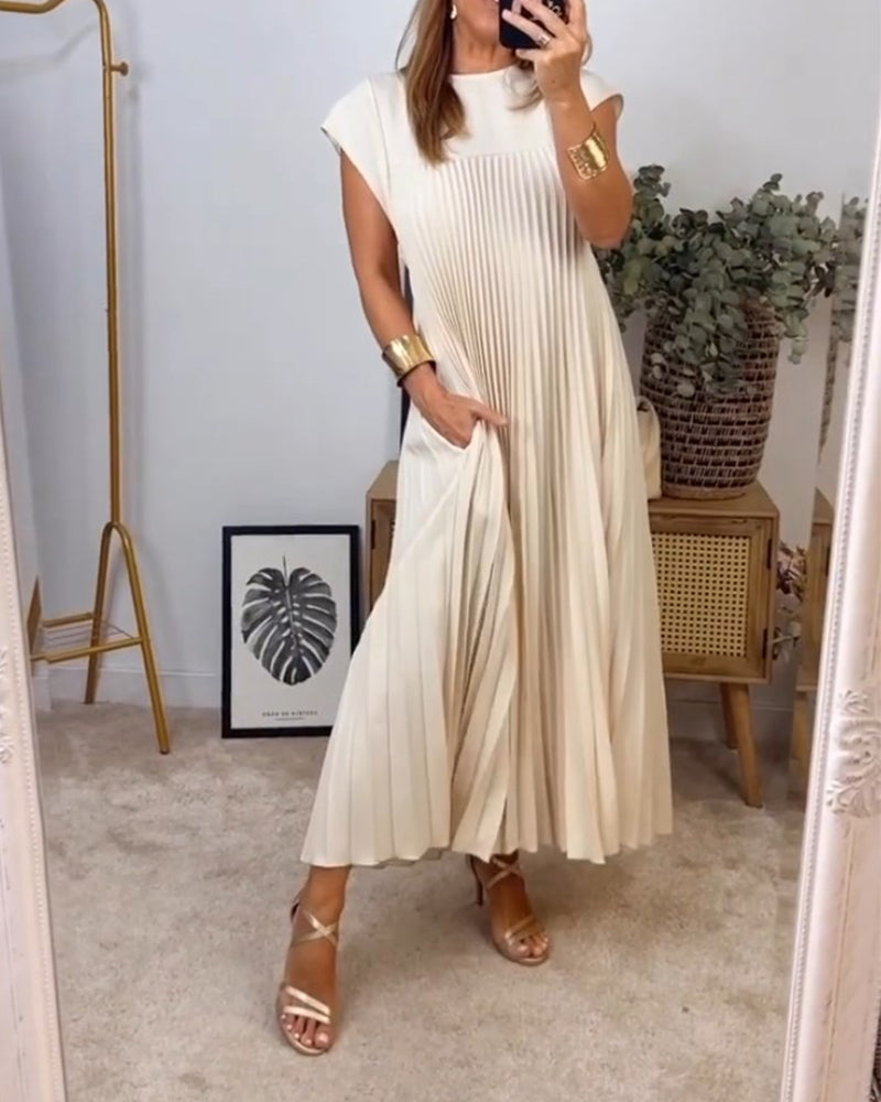 Women's Flowy Pleated Maxi Dress